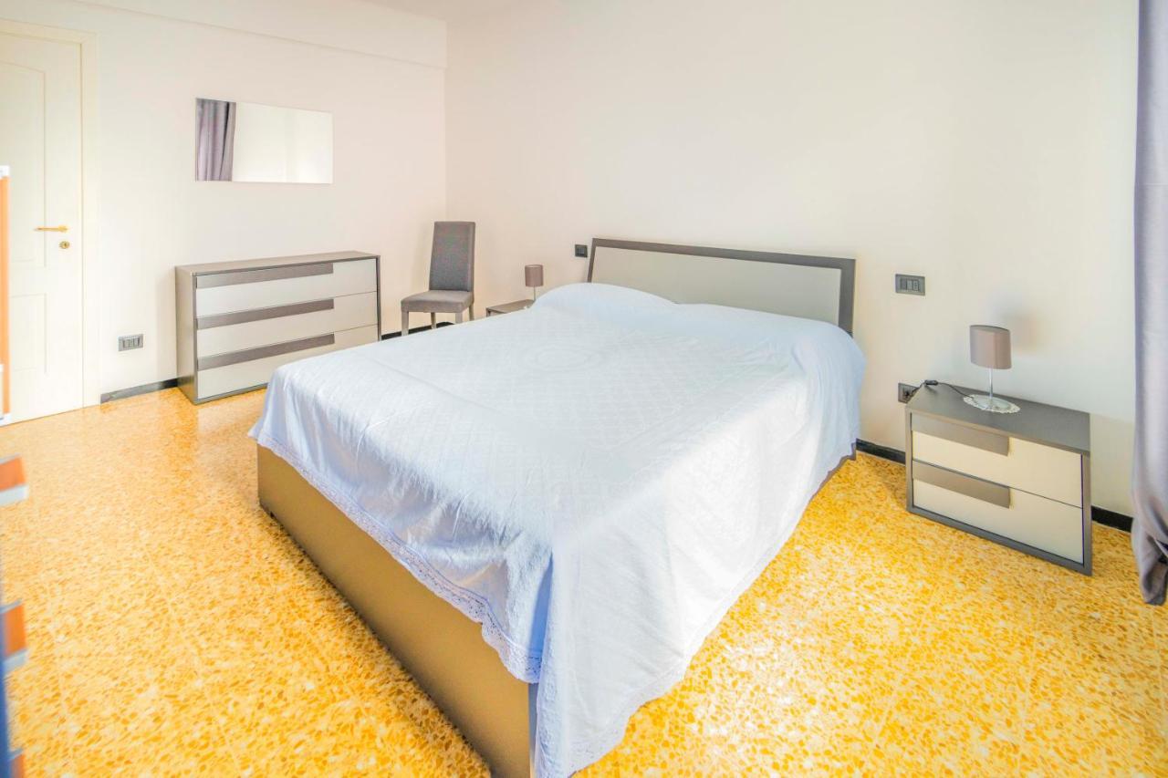 193 - Casa Via Della Chiusa - Centralissimo E Vicino Alla Baia Del Silenzio, Spiaggia E Mare 150M - Parcheggio Gratis Incluso E Aria Condizionata Sestri Levante Luaran gambar