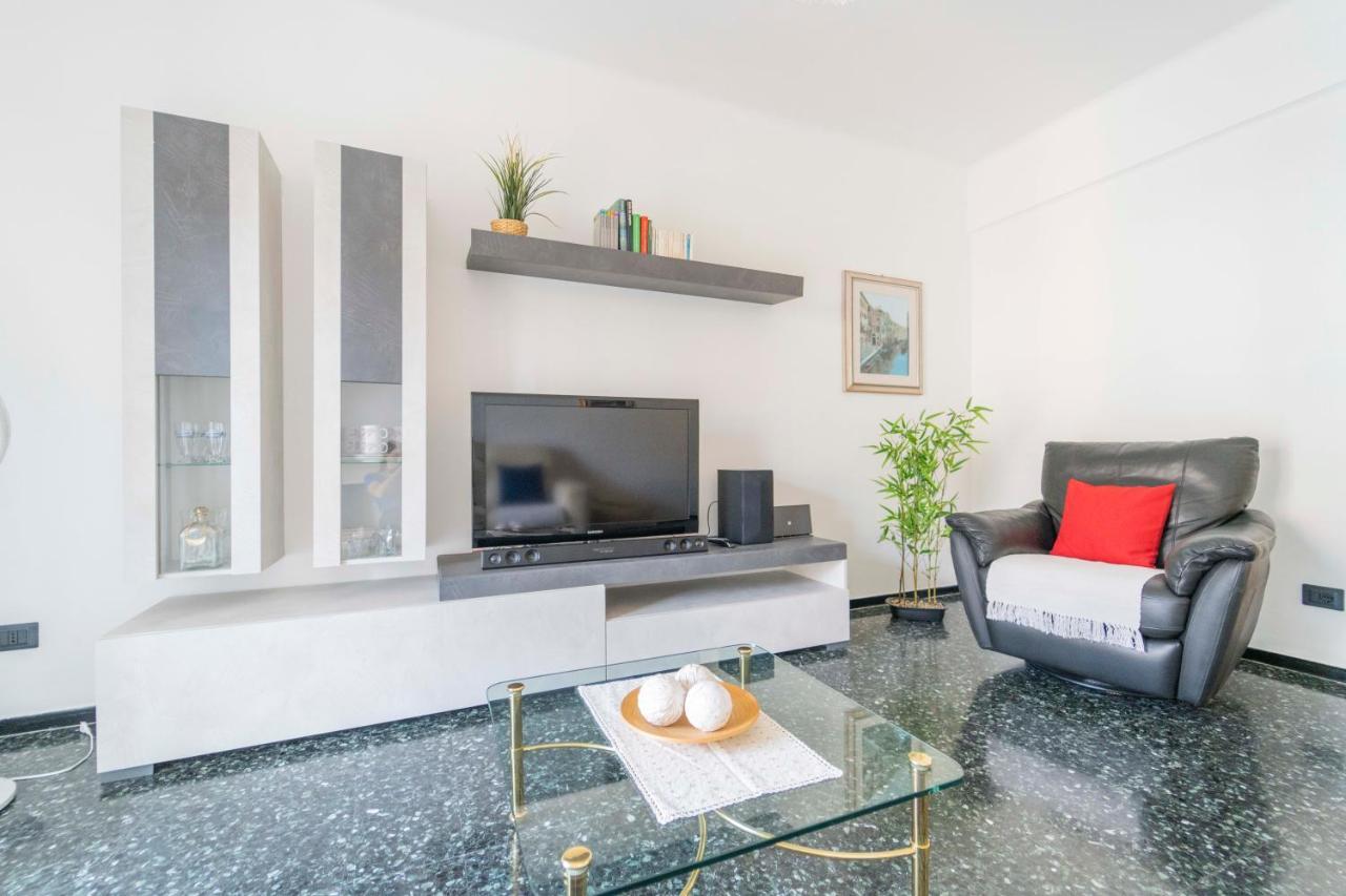 193 - Casa Via Della Chiusa - Centralissimo E Vicino Alla Baia Del Silenzio, Spiaggia E Mare 150M - Parcheggio Gratis Incluso E Aria Condizionata Sestri Levante Luaran gambar