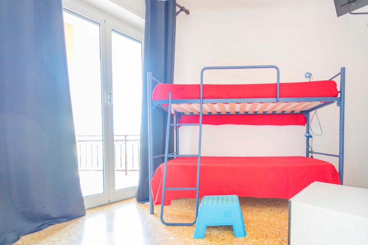 193 - Casa Via Della Chiusa - Centralissimo E Vicino Alla Baia Del Silenzio, Spiaggia E Mare 150M - Parcheggio Gratis Incluso E Aria Condizionata Sestri Levante Luaran gambar