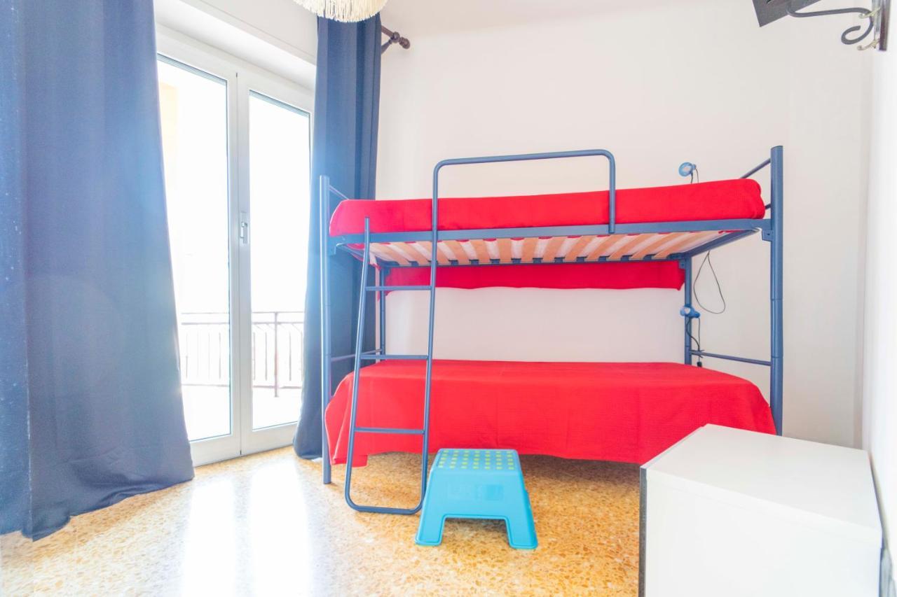 193 - Casa Via Della Chiusa - Centralissimo E Vicino Alla Baia Del Silenzio, Spiaggia E Mare 150M - Parcheggio Gratis Incluso E Aria Condizionata Sestri Levante Luaran gambar