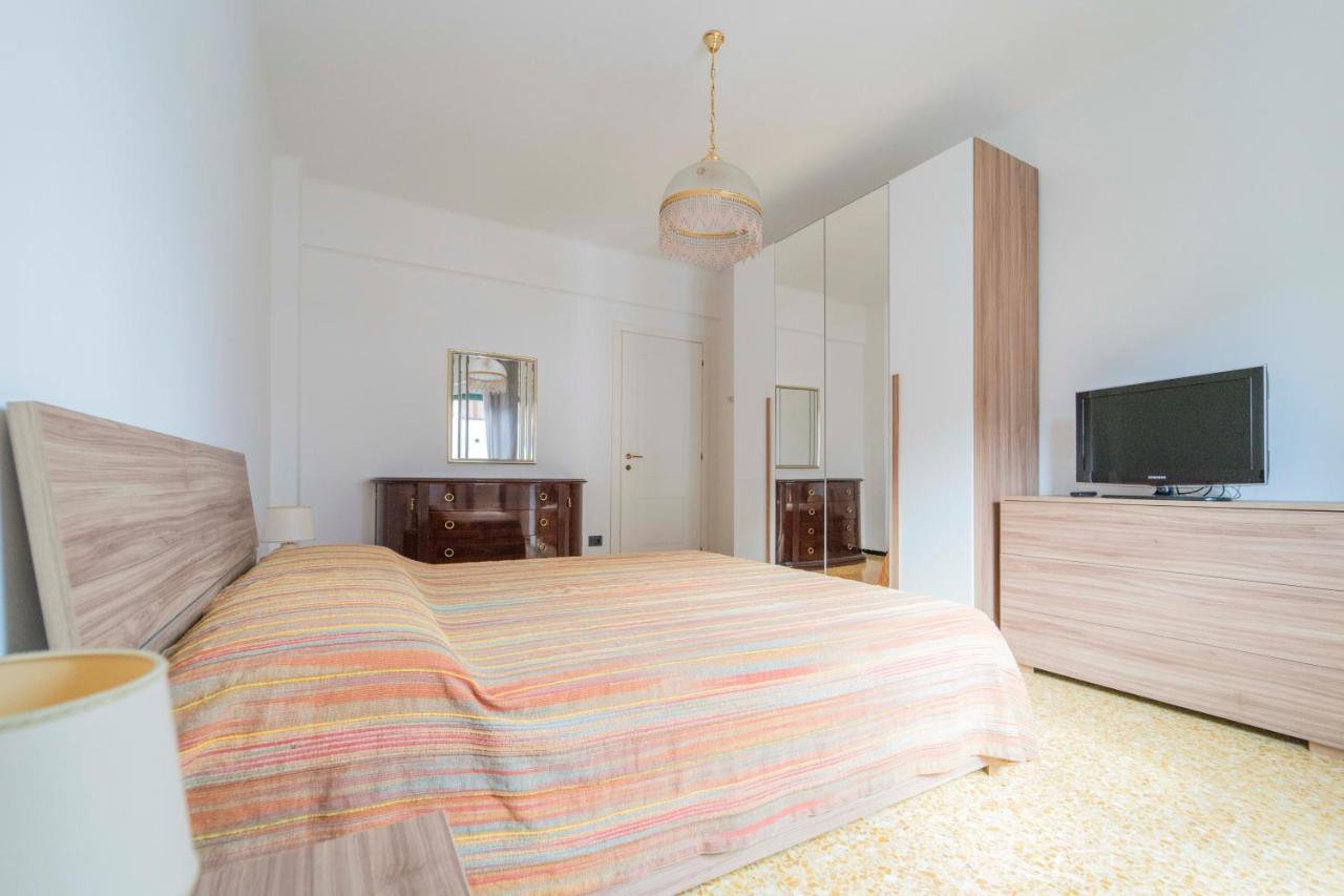 193 - Casa Via Della Chiusa - Centralissimo E Vicino Alla Baia Del Silenzio, Spiaggia E Mare 150M - Parcheggio Gratis Incluso E Aria Condizionata Sestri Levante Luaran gambar