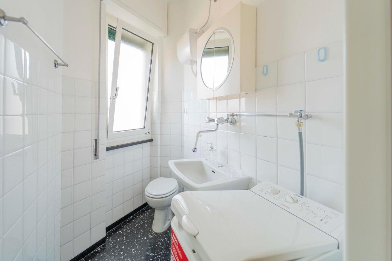 193 - Casa Via Della Chiusa - Centralissimo E Vicino Alla Baia Del Silenzio, Spiaggia E Mare 150M - Parcheggio Gratis Incluso E Aria Condizionata Sestri Levante Luaran gambar